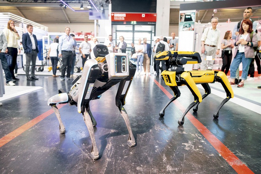 automatica smart robitic dogs
